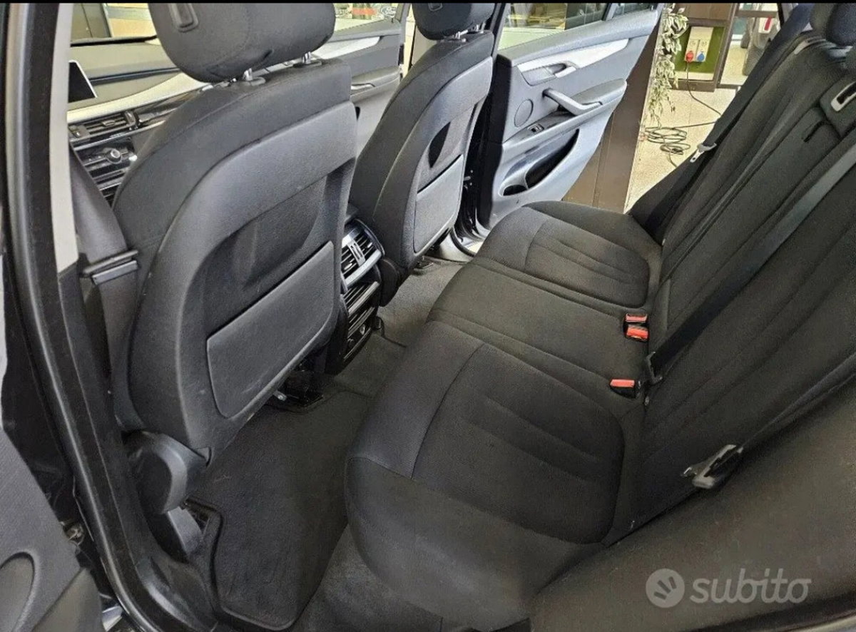 BMW X5 xDrive25d Business (18)