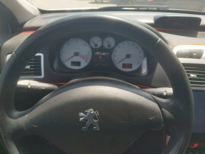 Peugeot 307 16V HDi FAP 110CV 3p. Australian (10)