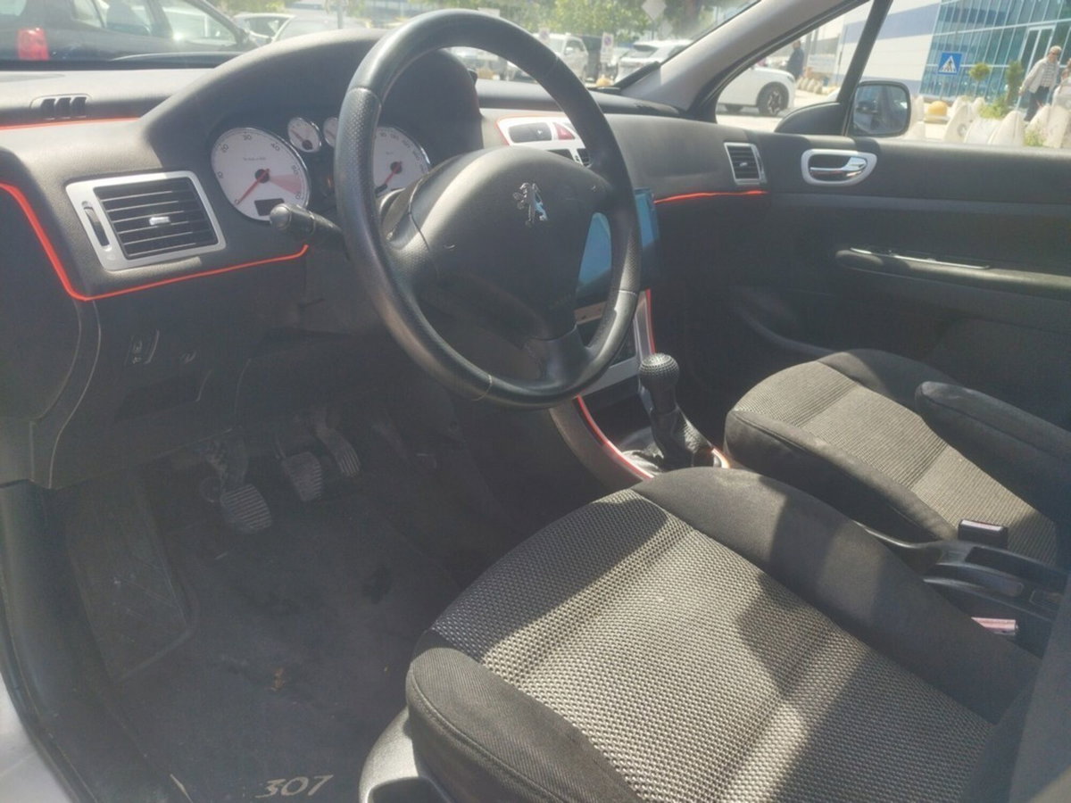 Peugeot 307 16V HDi FAP 110CV 3p. Australian (5)
