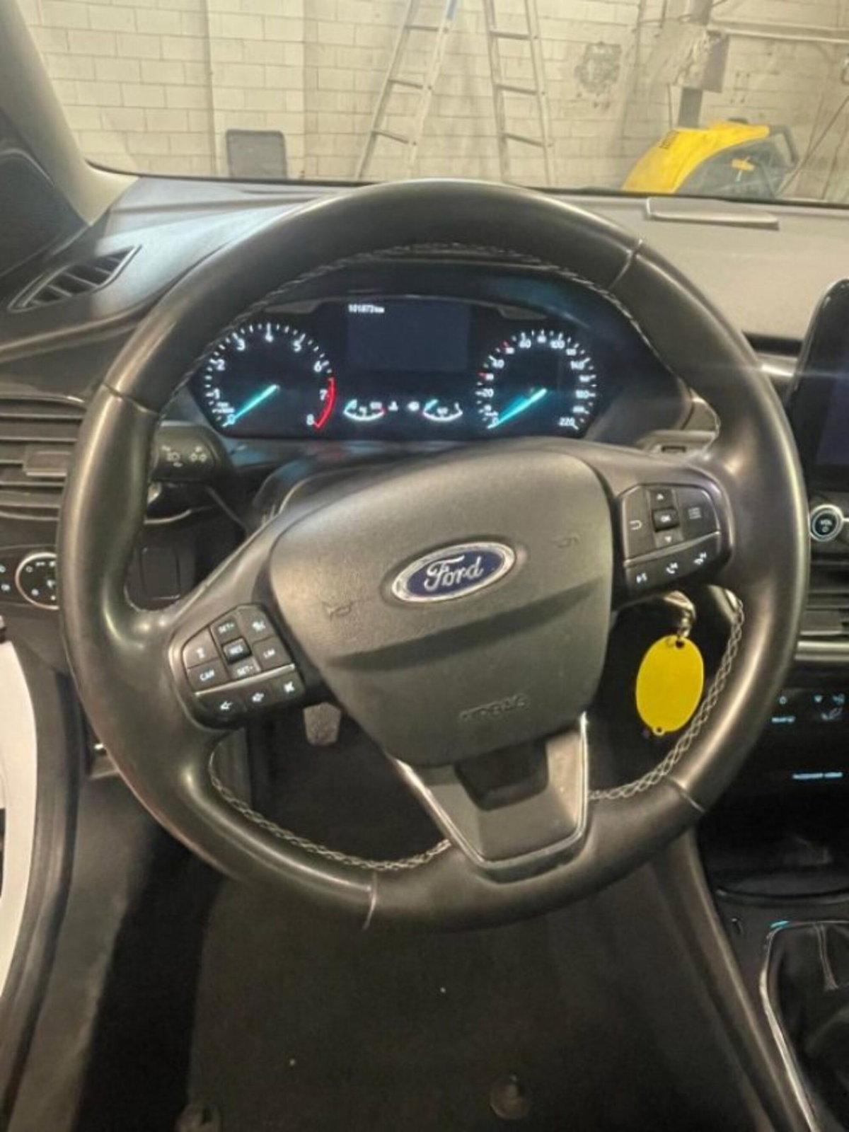 Ford Puma 1.0 EcoBoost Hybrid 125 CV S&S aut. Titanium Design (10)