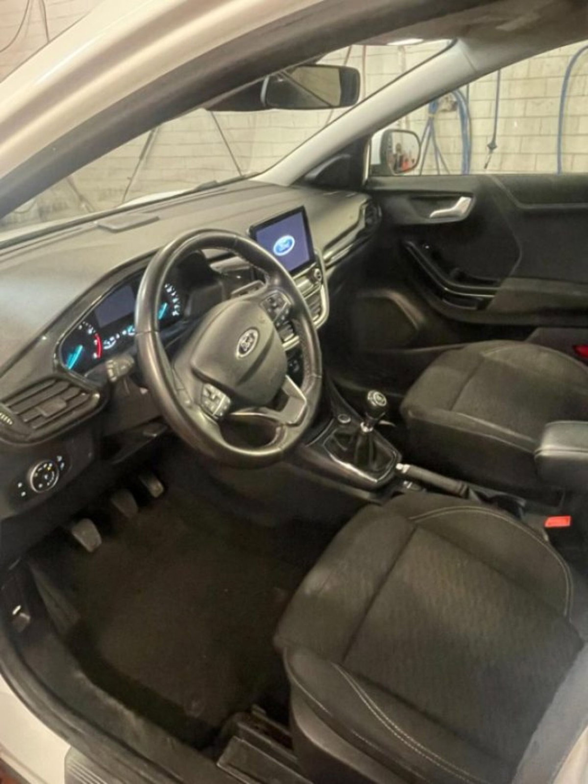Ford Puma 1.0 EcoBoost Hybrid 125 CV S&S aut. Titanium Design (6)