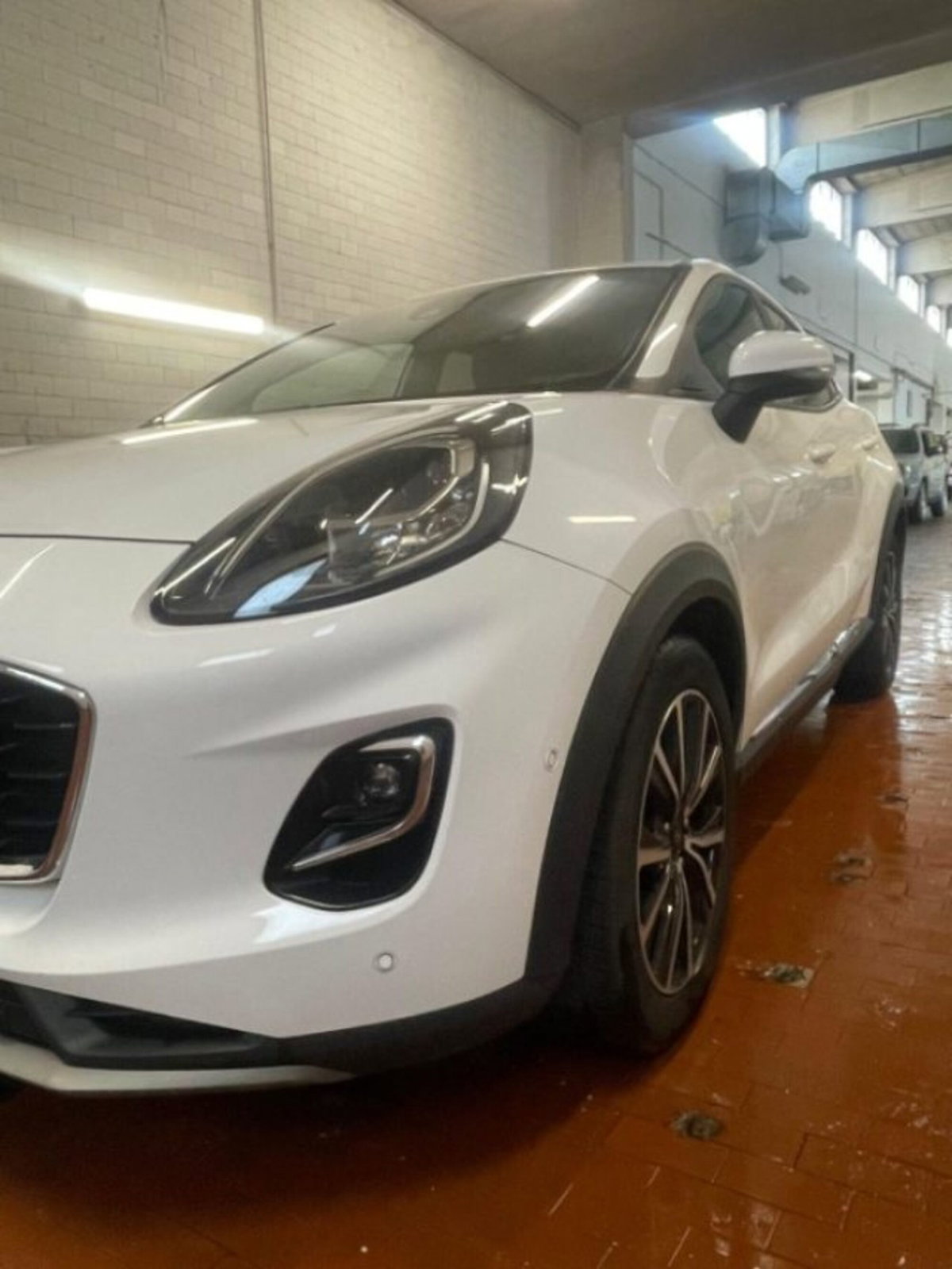 Ford Puma 1.0 EcoBoost Hybrid 125 CV S&S aut. Titanium Design (9)