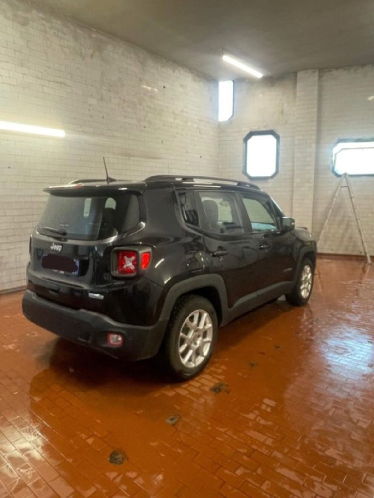 Jeep Renegade 1.6 Mjt DDCT 120 CV Longitude (17)