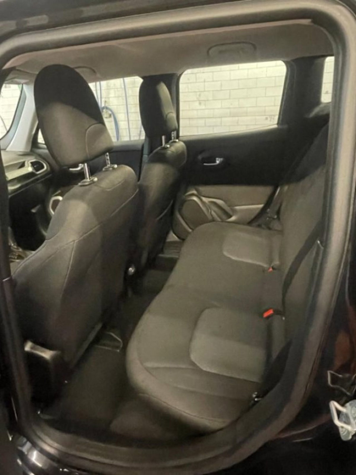 Jeep Renegade 1.6 Mjt DDCT 120 CV Longitude (2)