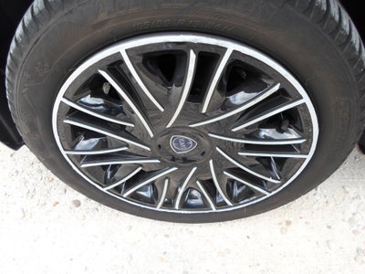 Lancia Ypsilon 1.2 69 CV 5 porte Platinum (20)