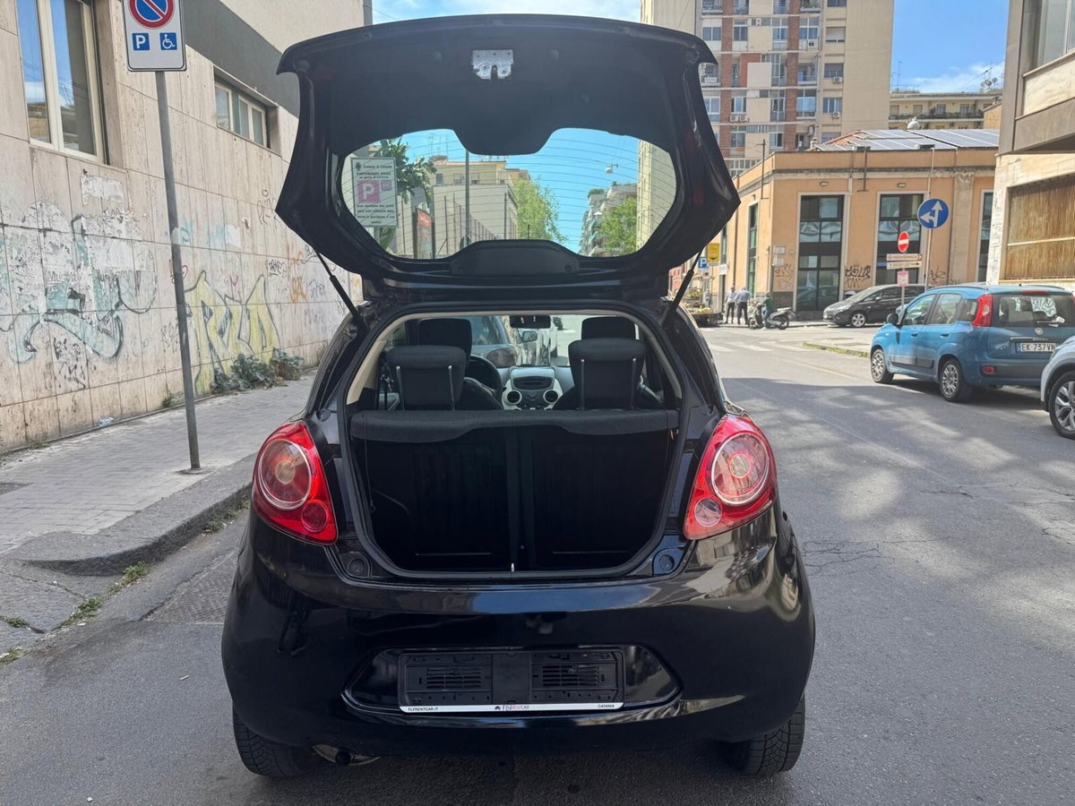 Ford Ka 1.2 8V 69CV Titanium (7)