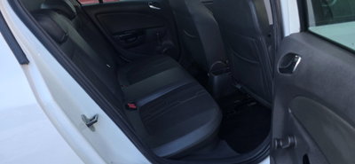 Opel Corsa 1.2 85CV 5 porte GPL-TECH Edition (16)