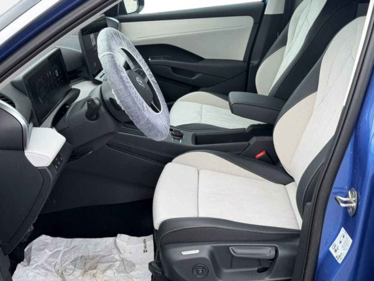 Volkswagen T-Roc 1.5 etsi Style 115cv dsg (10)