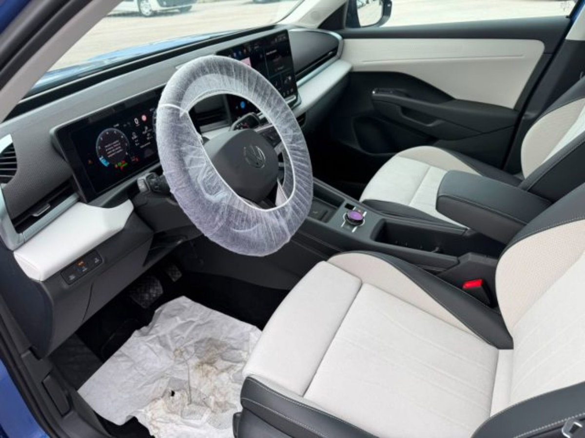 Volkswagen T-Roc 1.5 etsi Style 115cv dsg (11)