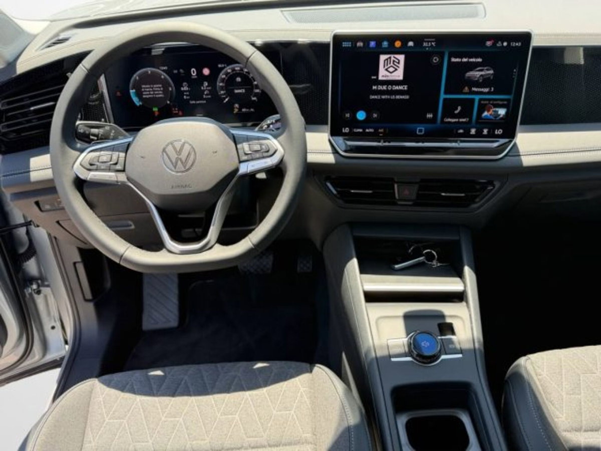 Volkswagen Tiguan 2.0 tdi Edition 150cv dsg (12)