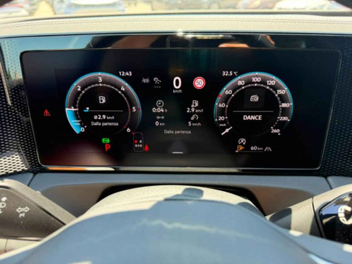 Volkswagen Tiguan 2.0 tdi Edition 150cv dsg (15)