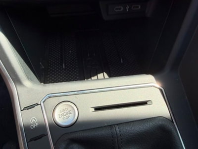 Volkswagen Taigo 1.0 tsi R-Line 115cv dsg (14)