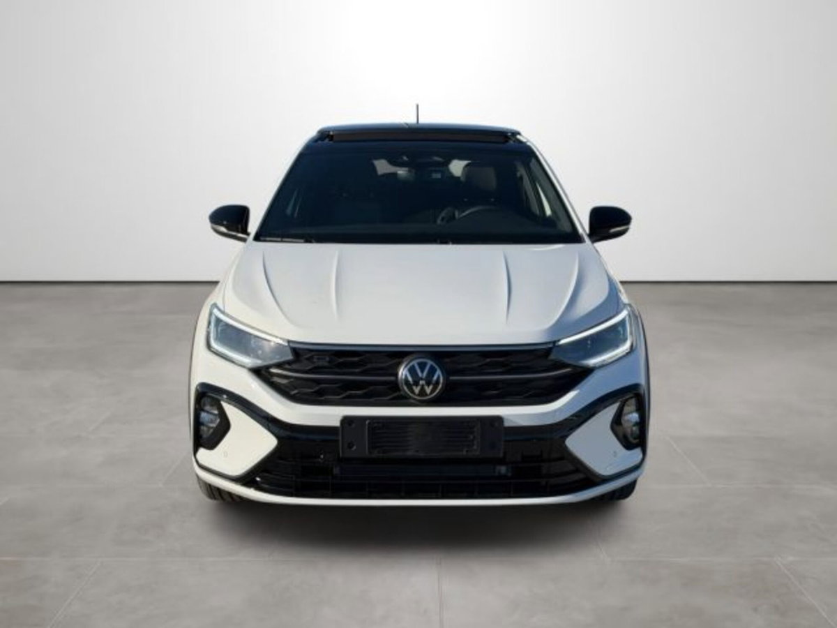 Volkswagen Taigo 1.0 tsi R-Line 115cv (2)