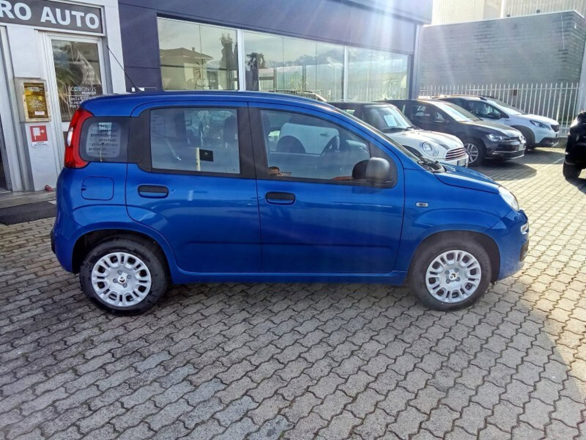 Fiat Panda 1.0 firefly hybrid Pop s&s 70cv (2)