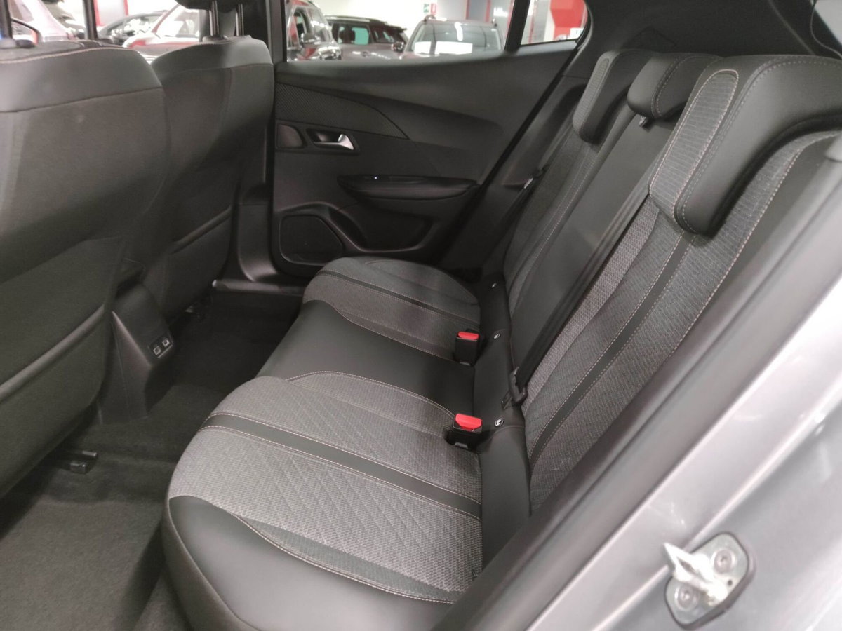 Peugeot 2008 1.2 puretech Allure s&s 130cv eat8 (8)