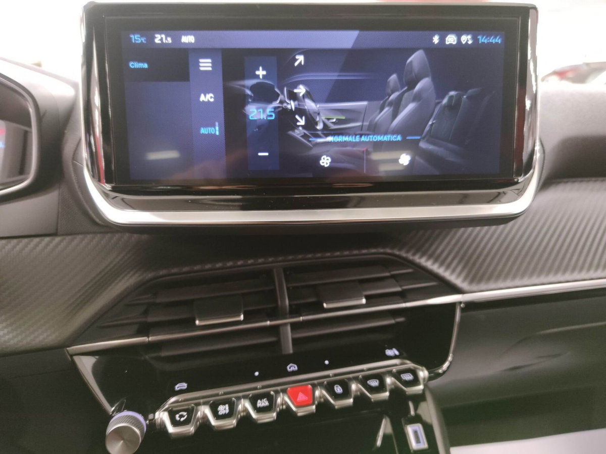 Peugeot 2008 1.2 puretech Allure s&s 130cv eat8 (9)