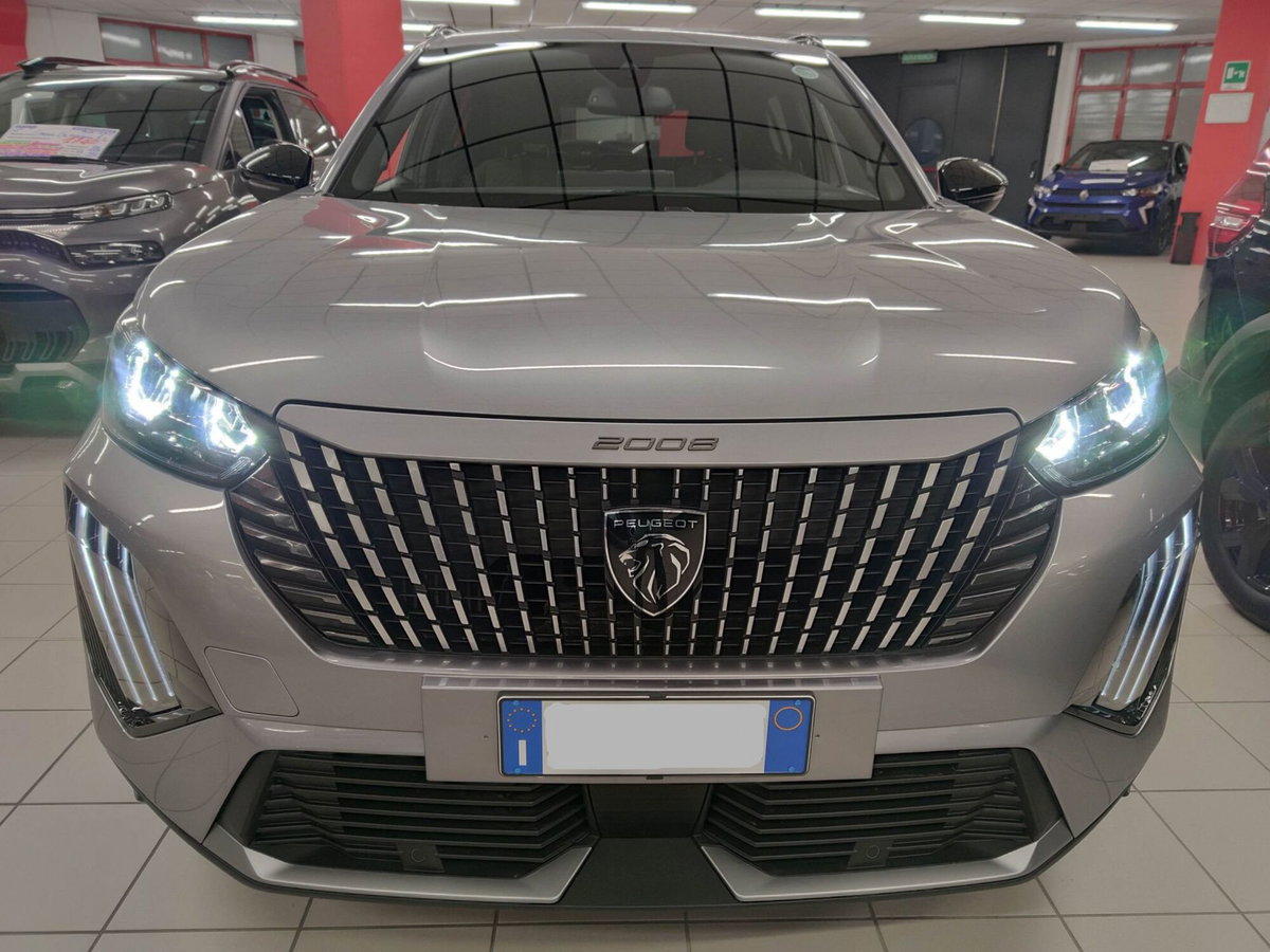 Peugeot 2008 1.2 puretech Allure s&s 130cv eat8 (2)