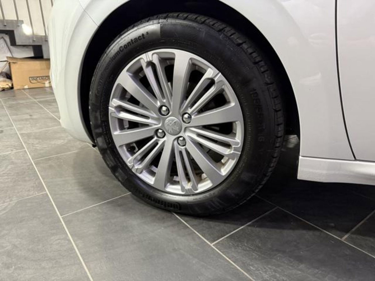 Peugeot 208 BlueHDi 100 Stop&Start 5 porte Allure (4)