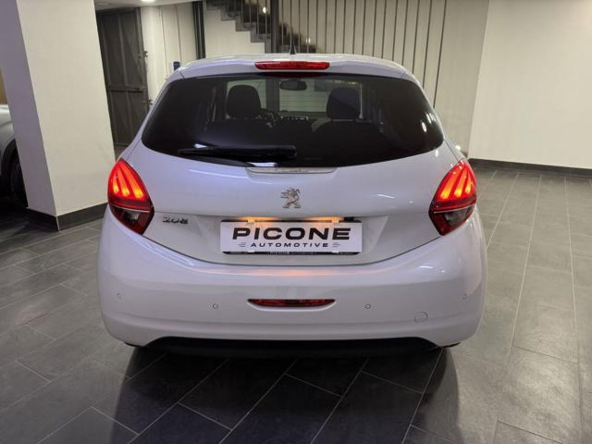 Peugeot 208 BlueHDi 100 Stop&Start 5 porte Allure (5)