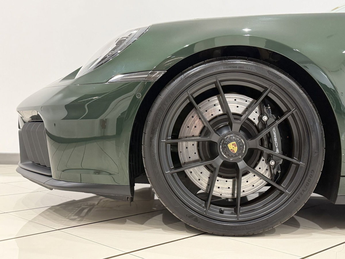 Porsche 911 Coupé 3.6 Carrera GTS auto (5)