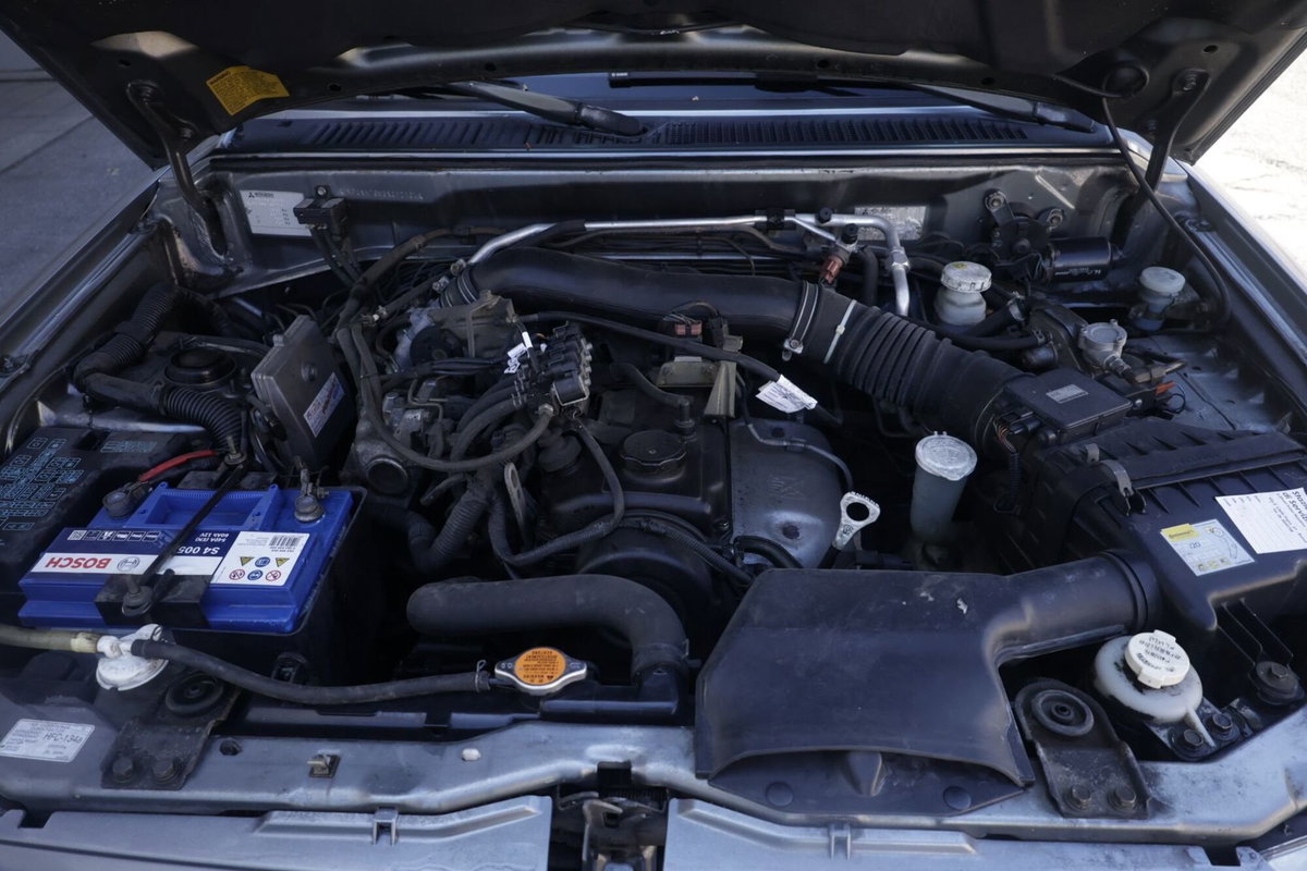 Mitsubishi Pajero 1.8 16V MPI 5 porte (19)