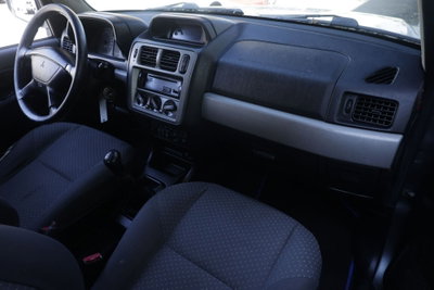 Mitsubishi Pajero 1.8 16V MPI 5 porte (8)
