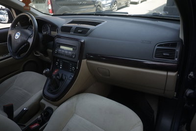 Fiat Croma 1.9 MJT 16V Automatica4p.ti Must Van(N1) (8)