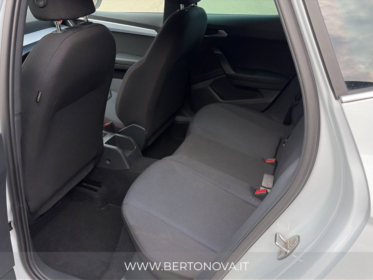SEAT Arona 1.0 EcoTSI FR (9)