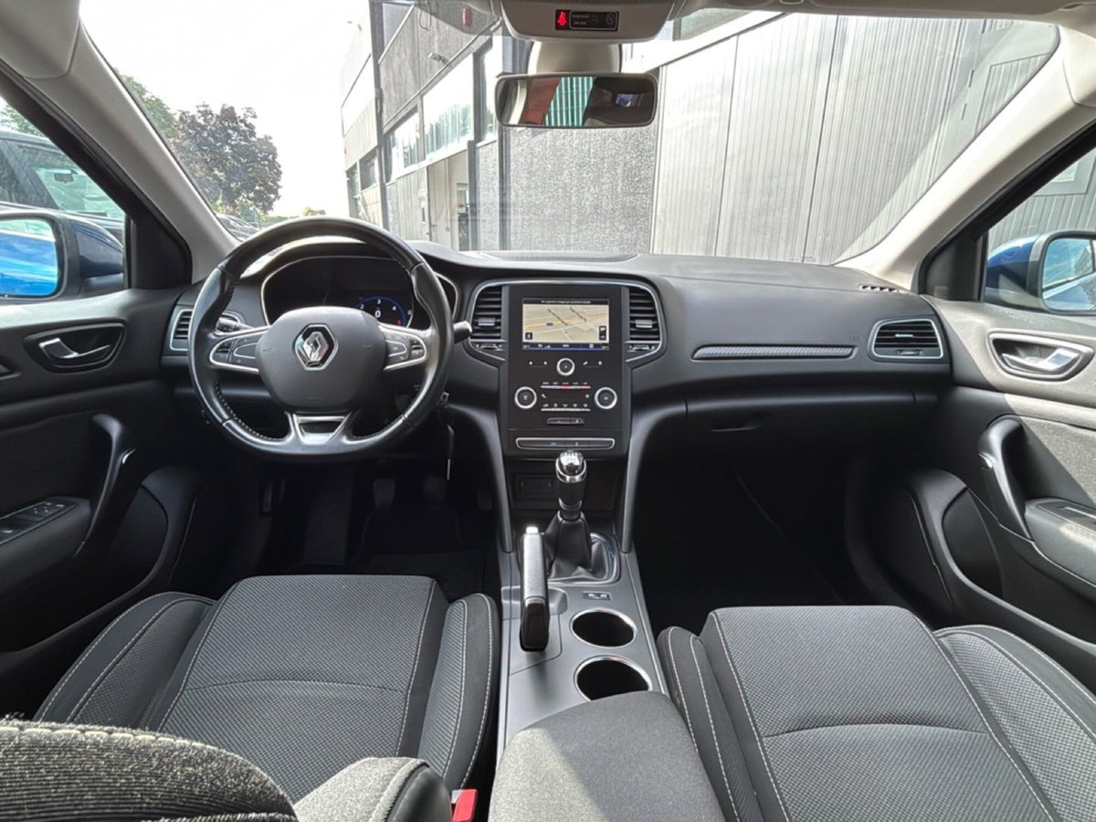 Renault Mégane Sporter Blue dCi 115 CV Business (12)