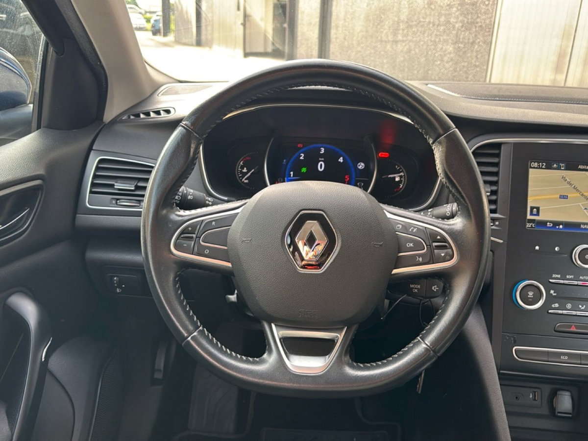 Renault Mégane Sporter Blue dCi 115 CV Business (19)