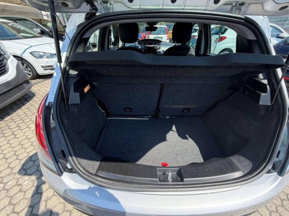 Lancia Ypsilon 1.3 MJT 16V 95 CV 5 porte S&S Gold (14)