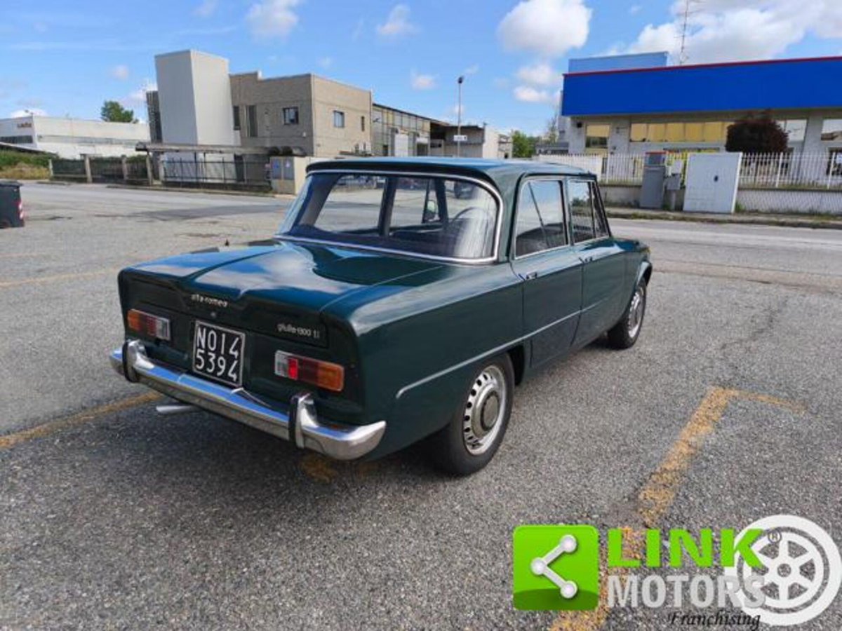 Alfa Romeo Giulia 2.0 Turbo 200 CV AT8 Ti (5)