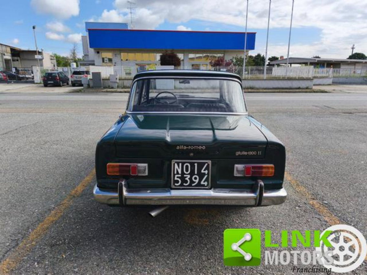 Alfa Romeo Giulia 2.0 Turbo 200 CV AT8 Ti (6)