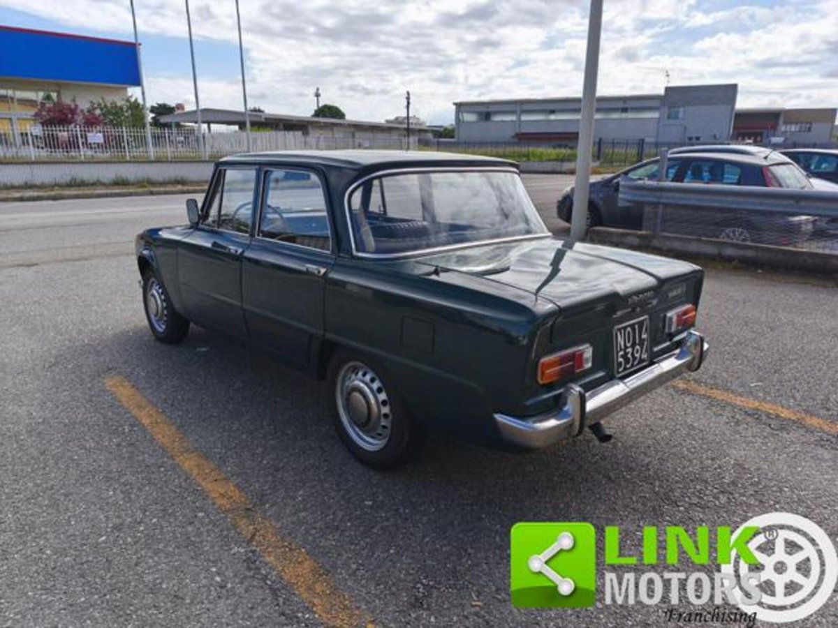 Alfa Romeo Giulia 2.0 Turbo 200 CV AT8 Ti (7)