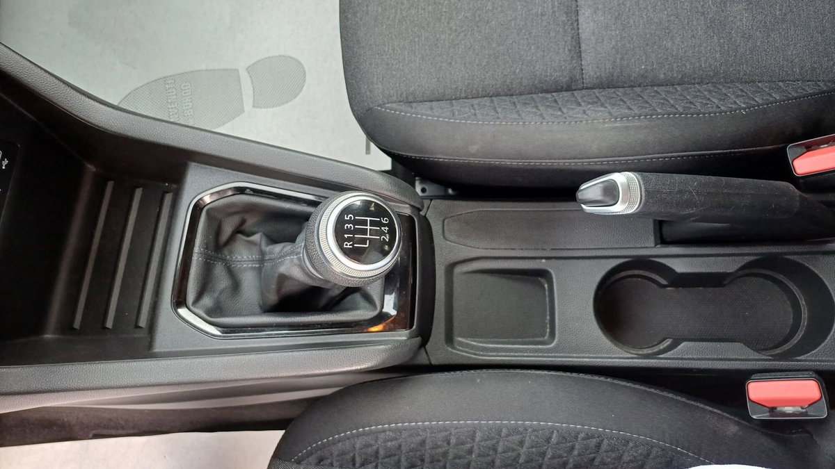 Renault Clio TCe 90 CV 5 porte Business (16)