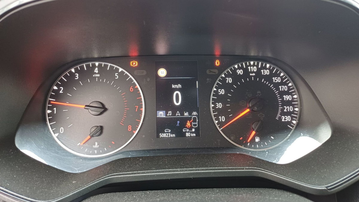 Renault Clio TCe 90 CV 5 porte Business (17)