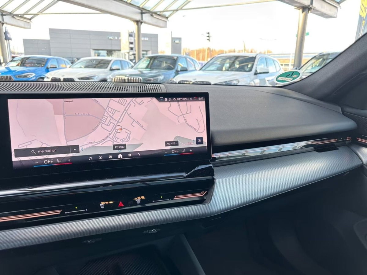 BMW Serie 5 Touring 520d  48V sdrive MSport Pro auto (7)