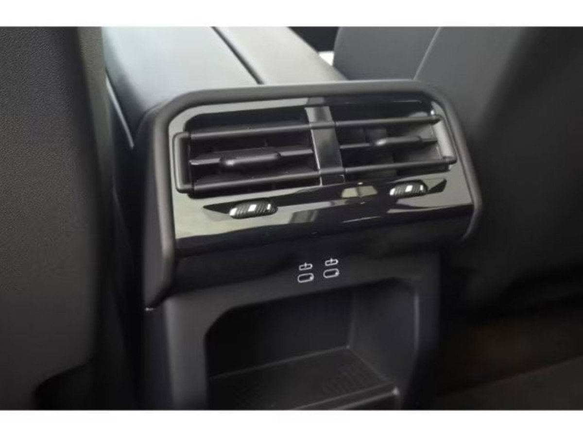 BMW Serie 5 Touring 520i  48V sdrive MSport Pro auto (12)