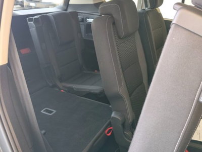 Volkswagen Touran 2.0 tdi Edition 122cv (17)