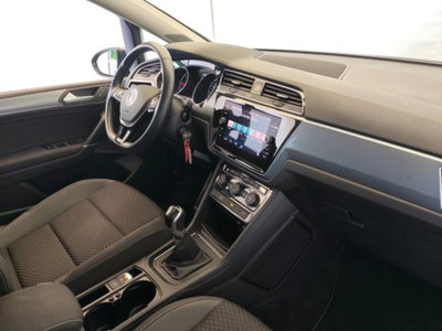 Volkswagen Touran 2.0 tdi Edition 122cv (9)