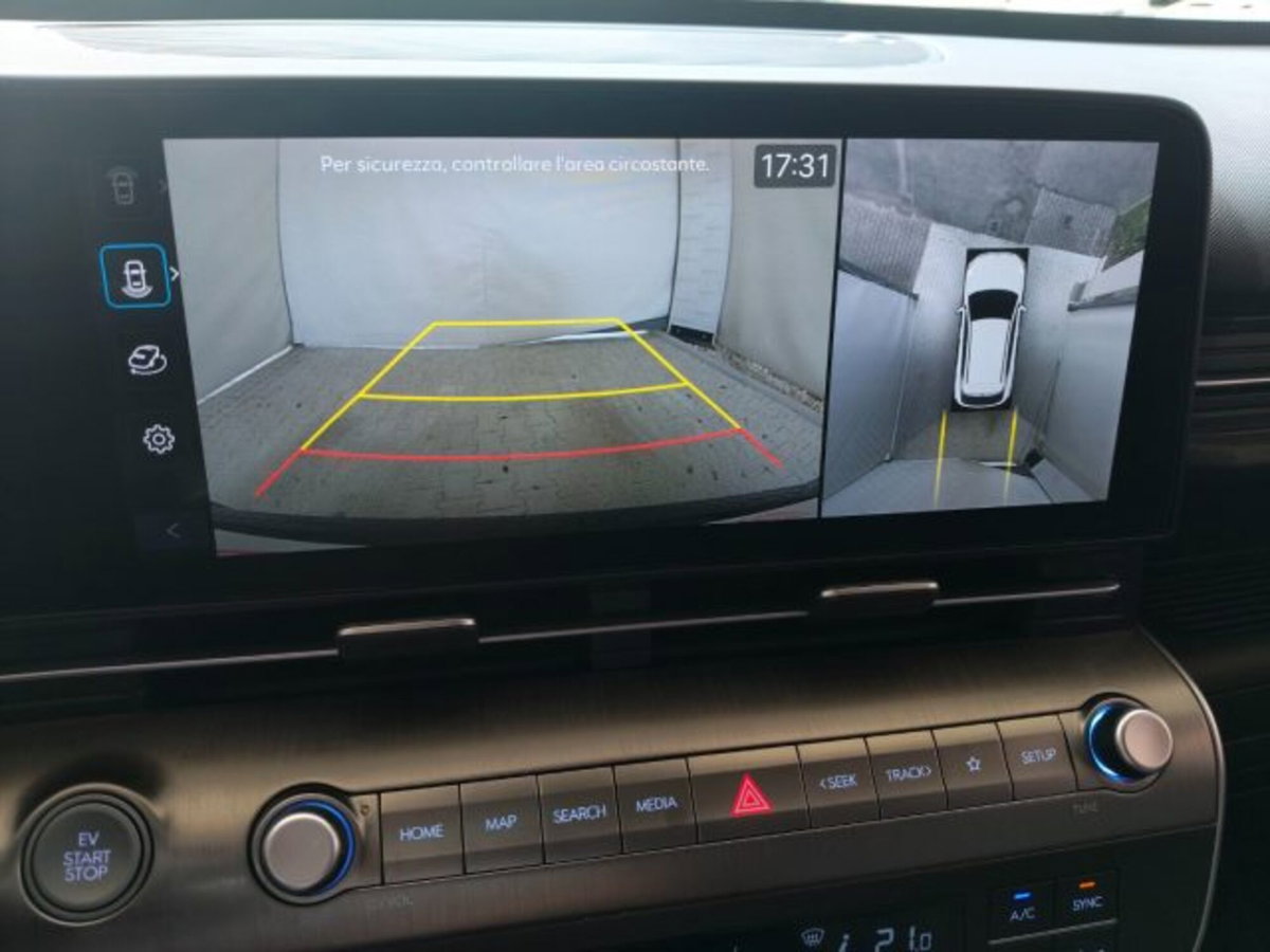 Hyundai Kona EV 64 kWh XClass (7)