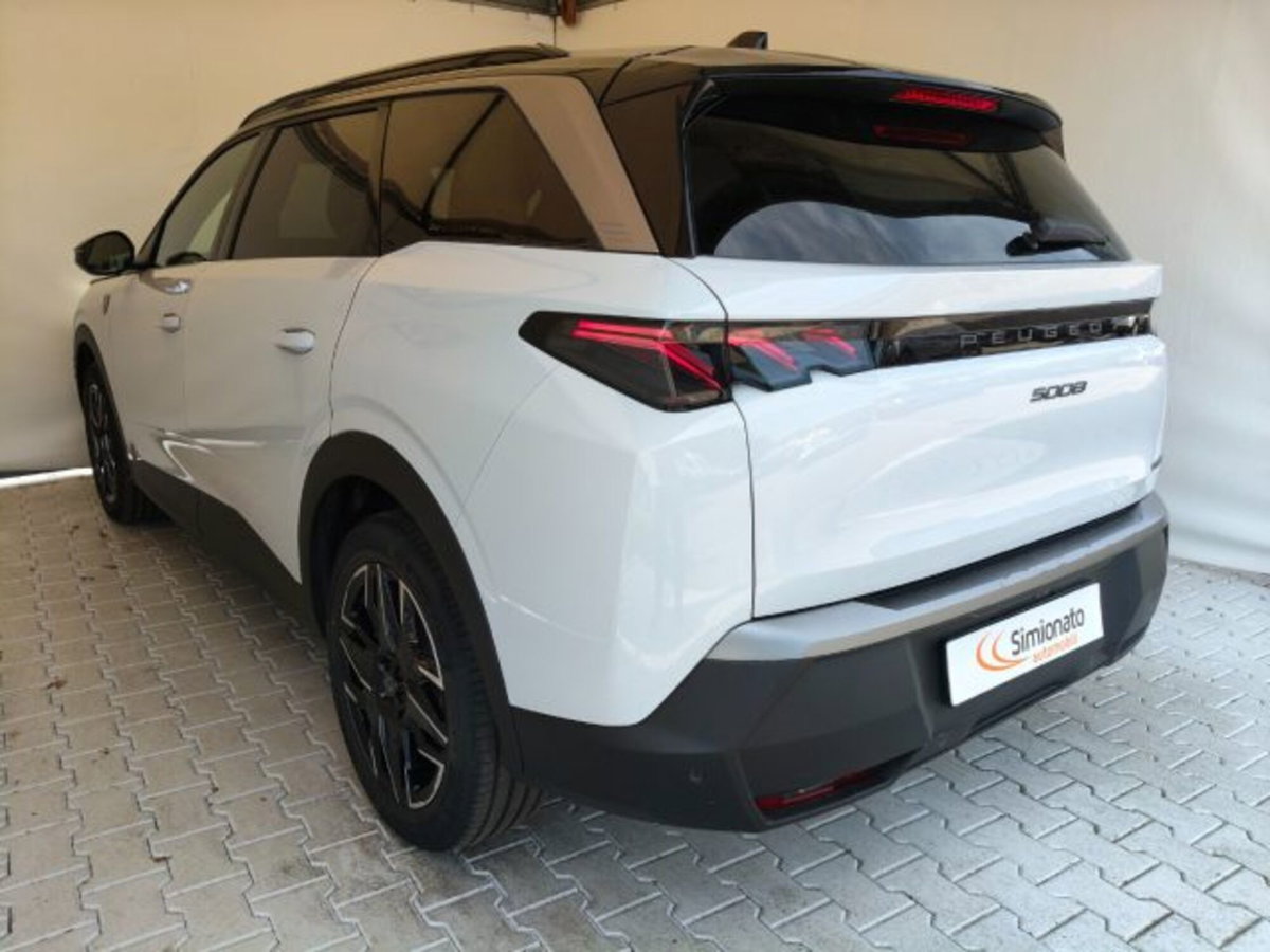 Peugeot 5008 1.2 hybrid 48V GT 136cv e-dcs 6 (6)