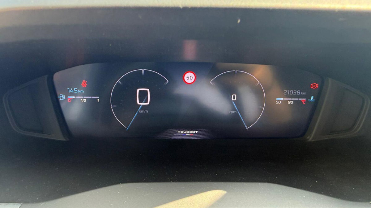 Peugeot 208 PureTech 100 Stop&Start 5 porte Allure (11)