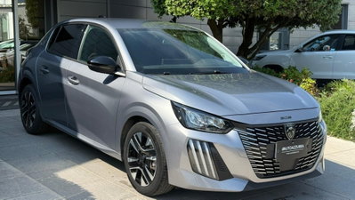Peugeot 208 PureTech 100 Stop&Start 5 porte Allure (3)