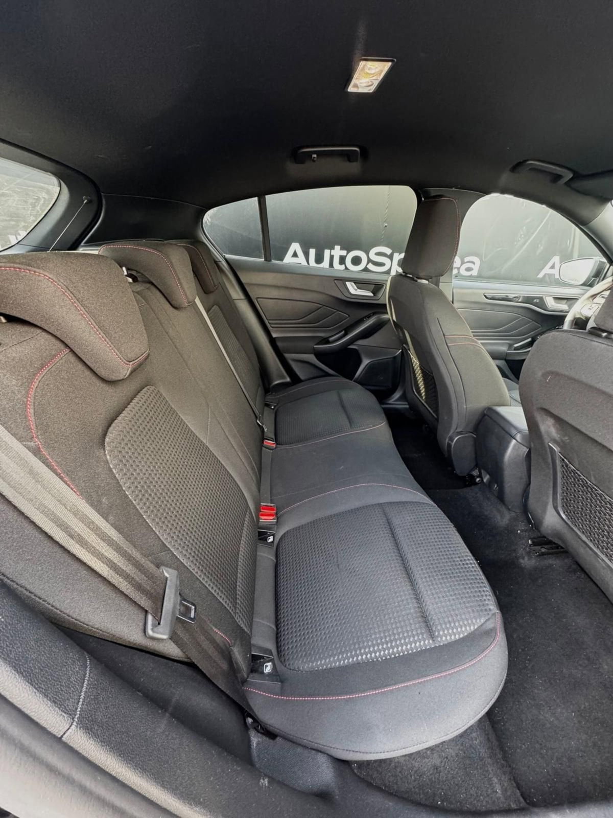Ford Focus 1.0t ecoboost h ST-Line X 155cv powershift (19)