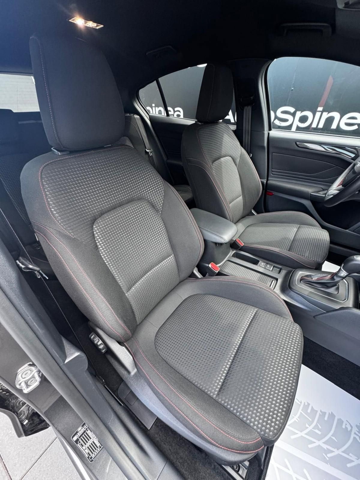 Ford Focus 1.0t ecoboost h ST-Line X 155cv powershift (12)