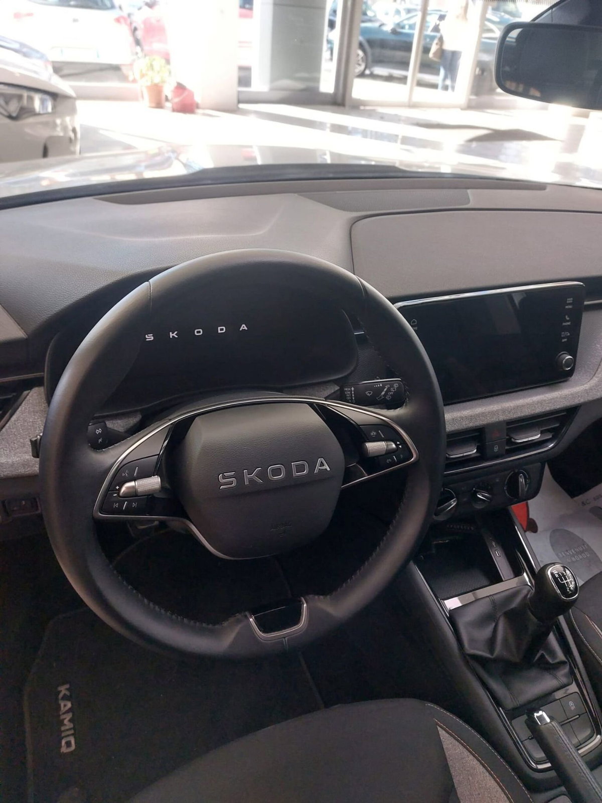 Skoda Kamiq 1.0 tsi Selection 95cv (8)