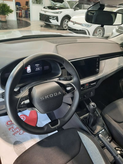 Skoda Kamiq 1.0 tsi Selection 95cv (9)