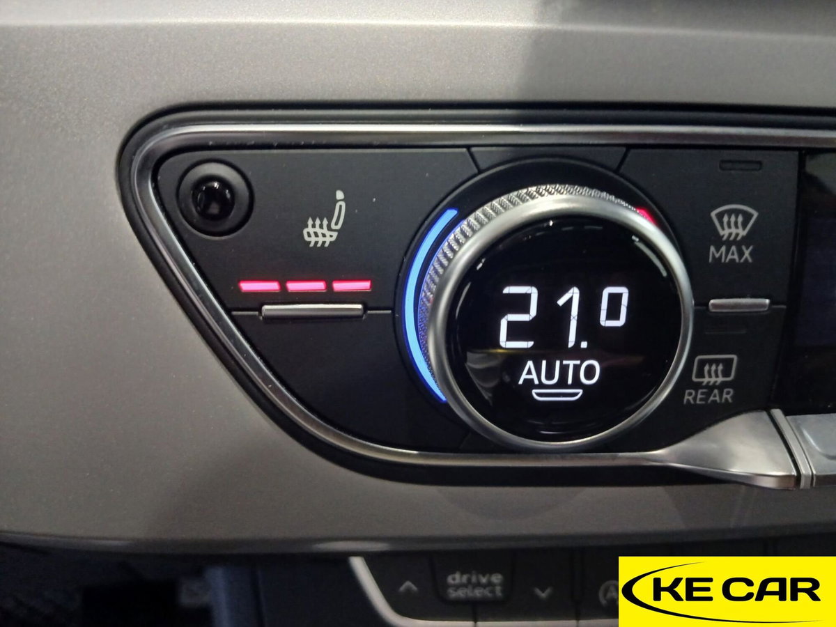 Audi A4 Avant 40 2.0 tdi mhev S line edition 204cv s-tronic (18)