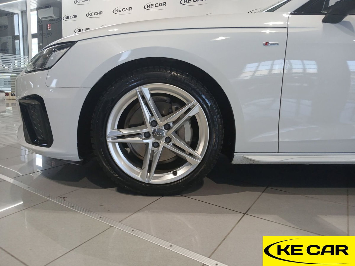Audi A4 Avant 40 2.0 tdi mhev S line edition 204cv s-tronic (8)